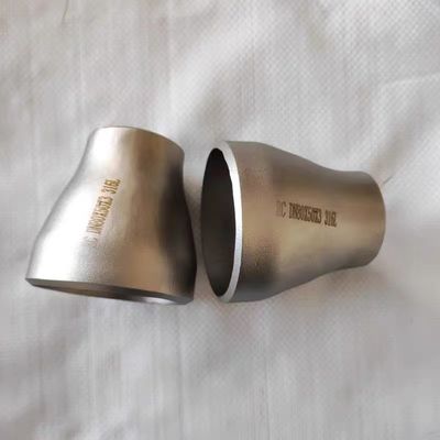 WZシームレスステンレススチール 304 316 円筒形 バット 201 304 で溶接された縮小器